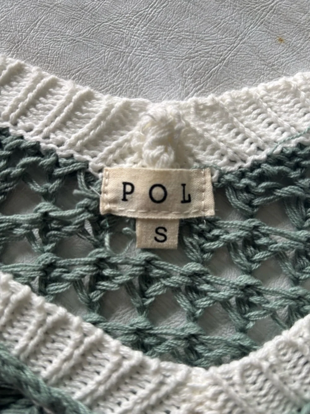Open Crochet Oversized Peace Sign Sweater - POL - Picture 9 of 10